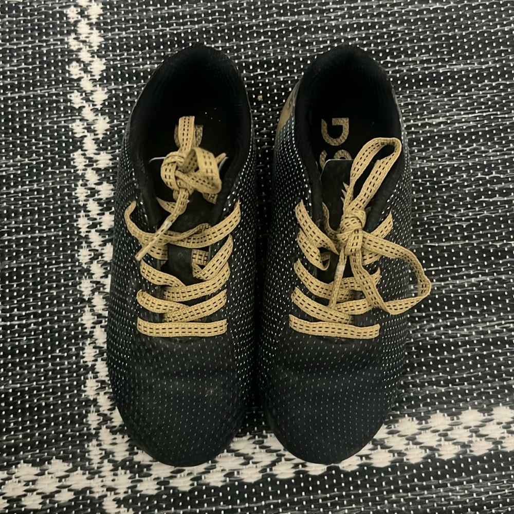 Soccer Cleats Size 10